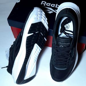خرید انلاین کتونی زنانه ریباک Reebok Energen Tech 2