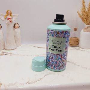 خرید اینترنتی بادی اسپلش خوشبوو و ماندگار مدل Cake Confeni (جلد رنگارنگ)