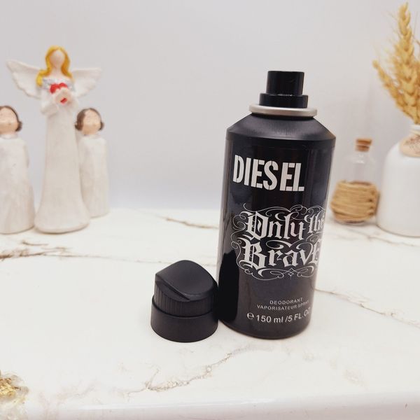 بادی اسپلش خوشبوو و ماندگار مدل DIESEL (جلد مشکی)