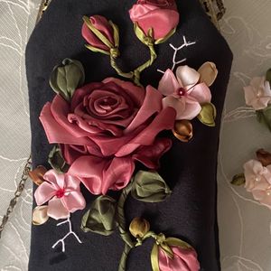 خرید اینترنتی کیف موبایل مجلسی شاخه رز