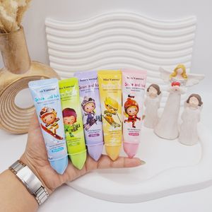 خرید انلاین پک کرم دست 5 تایی پسر اسکیت سوار برند Miss Vanessa