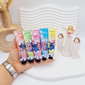 فروش اینترنتی پک کرم دست 5 تایی استیچ برند Miss Vanessa