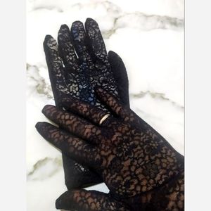 خرید آنلاین دستکش توری (گیپور) مشکی کف پارچه