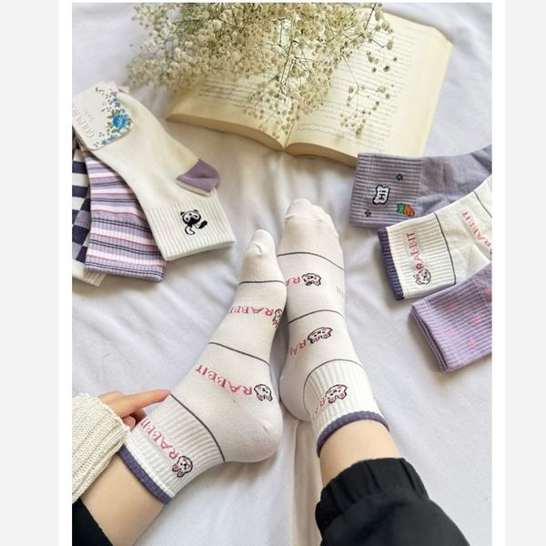 جوراب زنانه نیم ساق تم یاسی