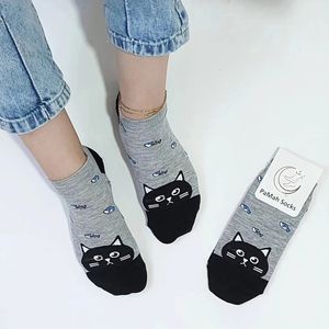 خرید اینترنتی جوراب زنانه مچی طوسی طرح گربه مشکی