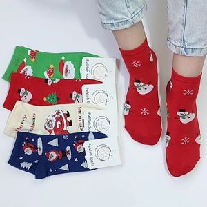 خرید اینترنتی جوراب زنانه نیم ساق طرح آدم برفی
