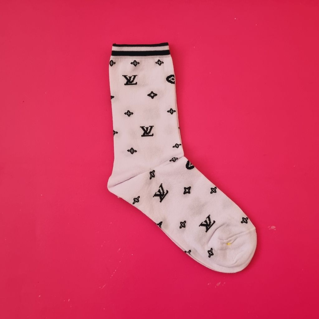 فروش اینترنتی جوراب ساقدار زنانه نخی طرح لویی ویتون