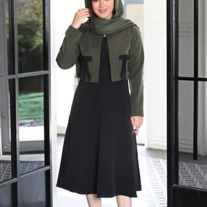 خرید اینترنتی ست کت به همراه سارافن طرح رستا
