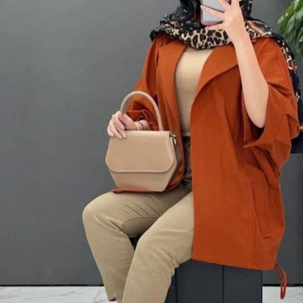 مشخصات مانتو پانچ بغل بندی