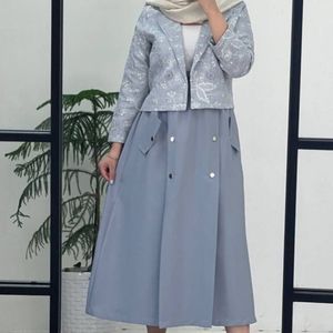 مشخصات کت دامن مانیا