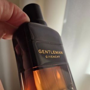 قیمت ارزان تستر اروپایی عطر ادکلن جیوانچی جنتلمن ریزرو پرایو ادوپرفیوم | Givenchy
