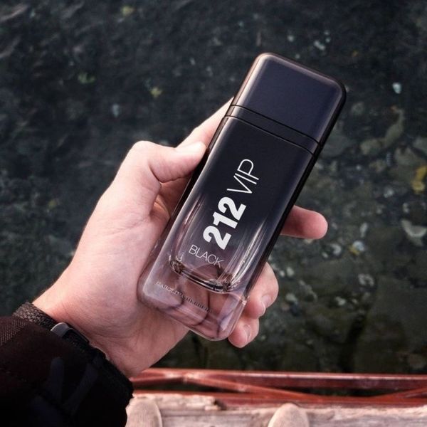 تستر اروپایی ادو پرفیوم کارولینا هررا 212 VIP Black  Carolina herrera 212