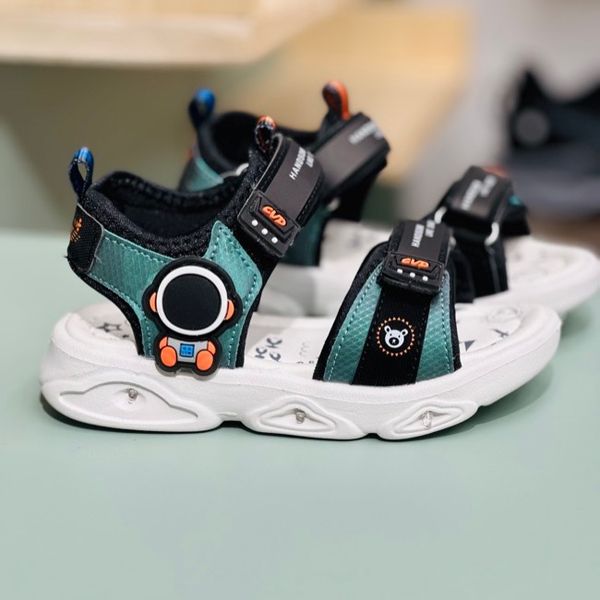 صندل بچگانه طرح فضانورد برند A+B کد 4011403