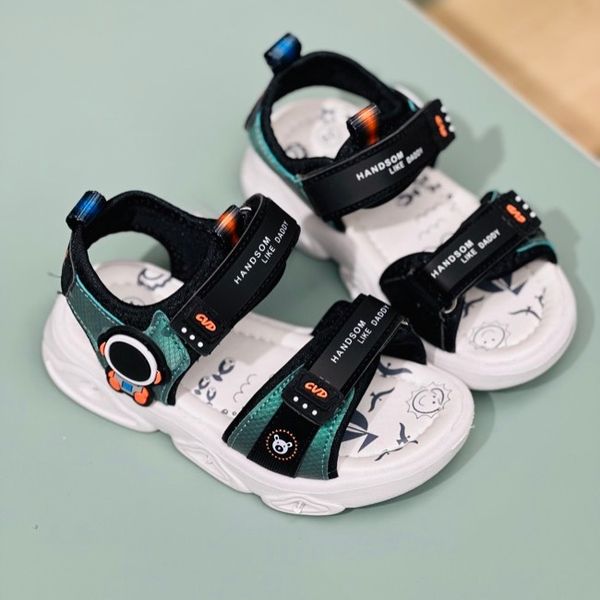 صندل بچگانه طرح فضانورد برند A+B کد 4011403