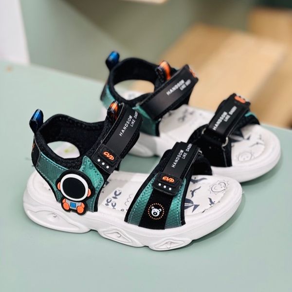 صندل بچگانه طرح فضانورد برند A+B کد 4011403