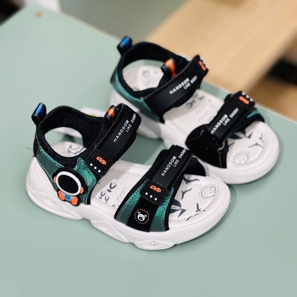 صندل بچگانه طرح فضانورد برند A+B کد 4011403