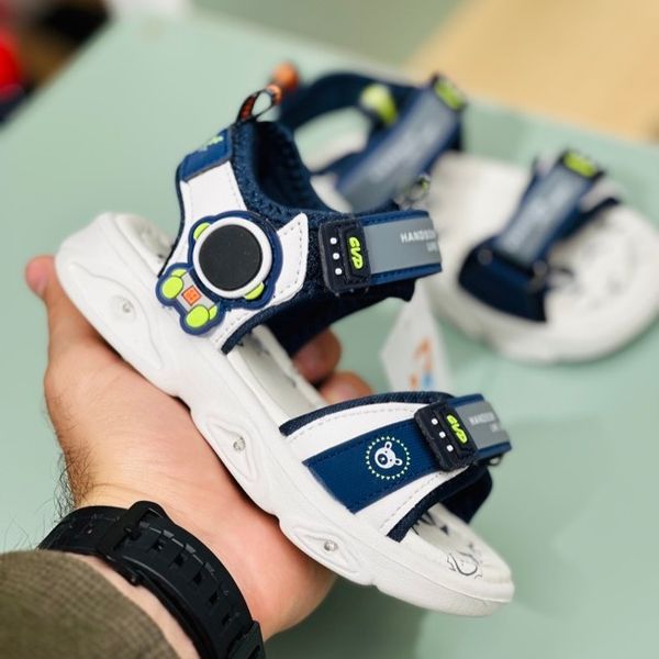 صندل بچگانه طرح فضانورد برند A+B کد 4011403