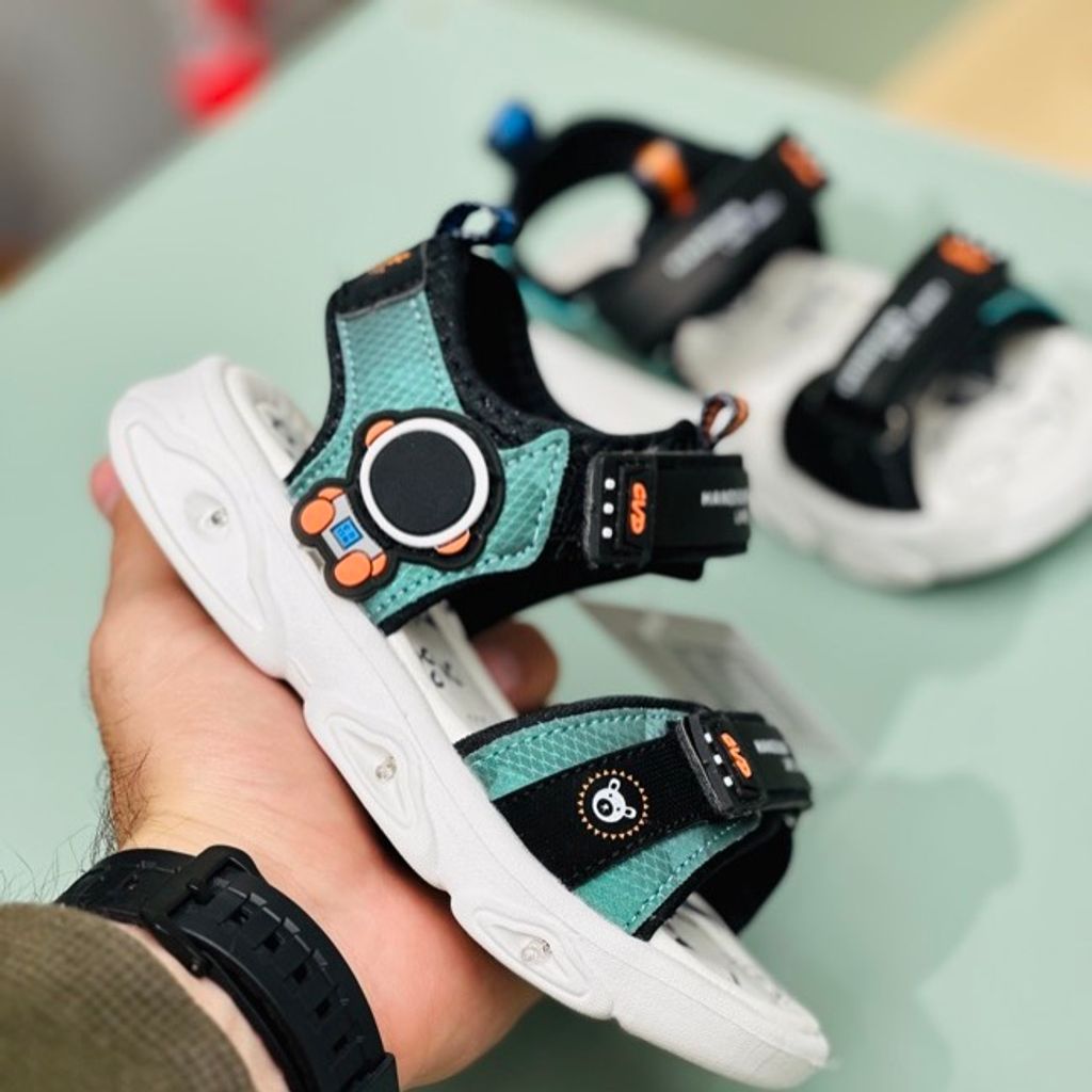 خرید اینترنتی قیمت صندل بچگانه طرح فضانورد برند A+B کد 4011403