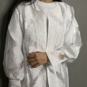 مشخصات مانتو مجلسی آستر دار بهاره