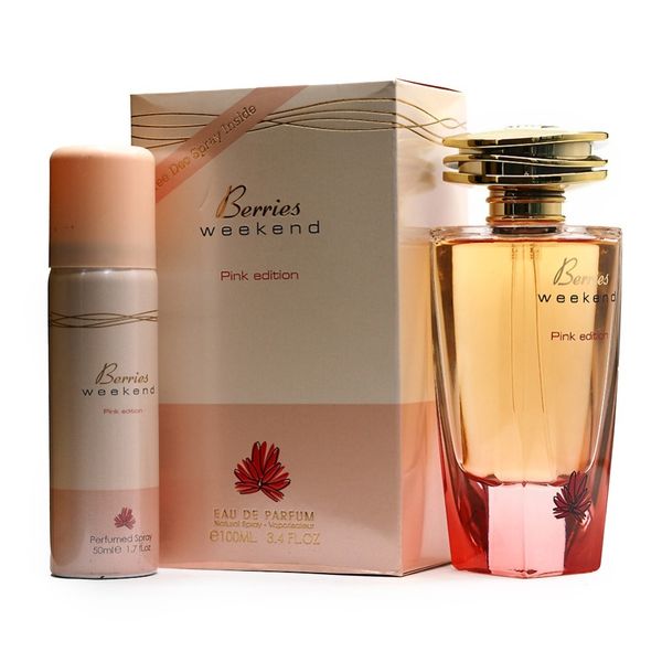 عطر جذاب زنانه باربری ویکند فراگرنس ورد بهمراه اسپری رایگان