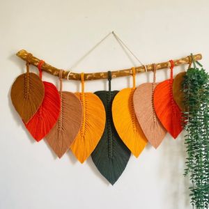 خرید اینترنتی دیوار کوب مکرومه بافی مدل برگ چند رنگ