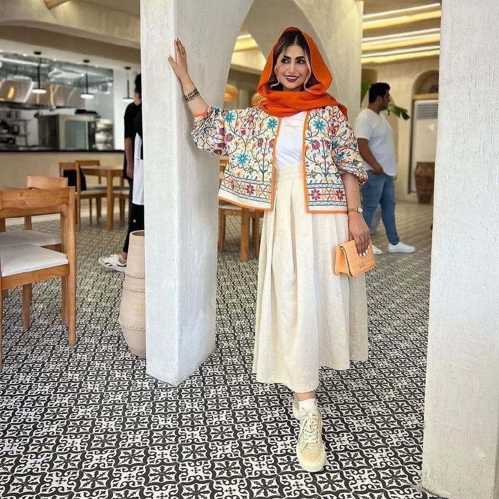 خرید انلاین ست کت ودامن زنانه طرح خرم