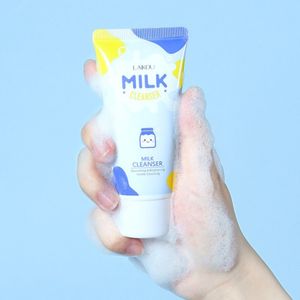 خرید اینترنتی فوم شستشوی صورت روشن کننده شیر گاو لایکو وزن 50 گرم LAIKOU