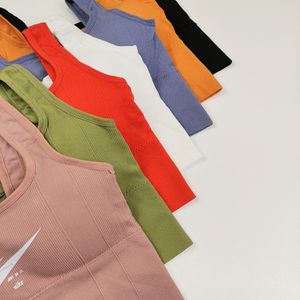 خرید انلاین نیمتنه نایک