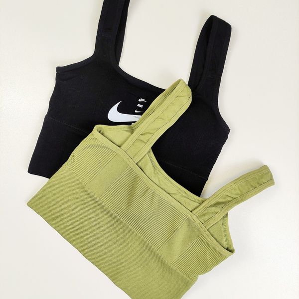 نیمتنه نایک