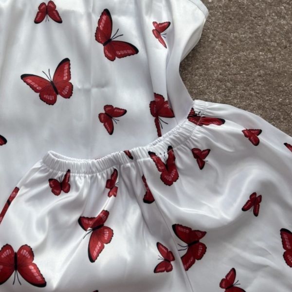 تاپ و شلوارک ساتن پروانه