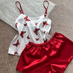 خرید اینترنتی تاپ و شلوارک ساتن پروانه