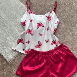 خرید انلاین تاپ و شلوارک ساتن پروانه