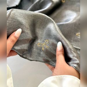 مشخصات شال پاپیون وارداتی حریرنخ شاین