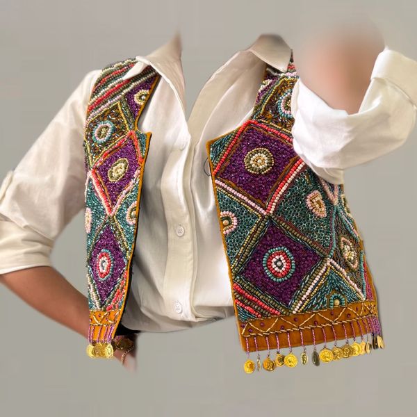 وست زنانه سنتی