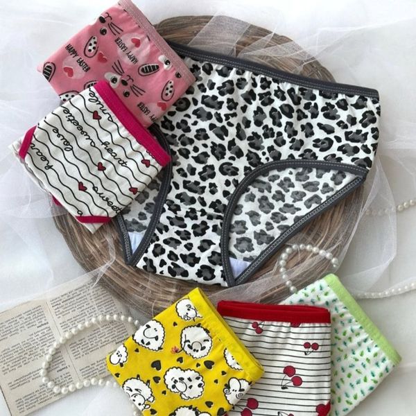 شورت زنانه پکی