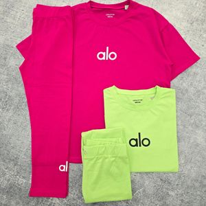 مشخصات ست تیشرت و لگ alo
