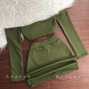 فروش اینترنتی ست بلوز و دامن یقه قایقی