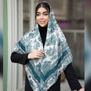خرید اینترنتی روسری سوپر کرپ دست دوز