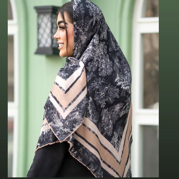 روسری سوپر کرپ دست دوز 453