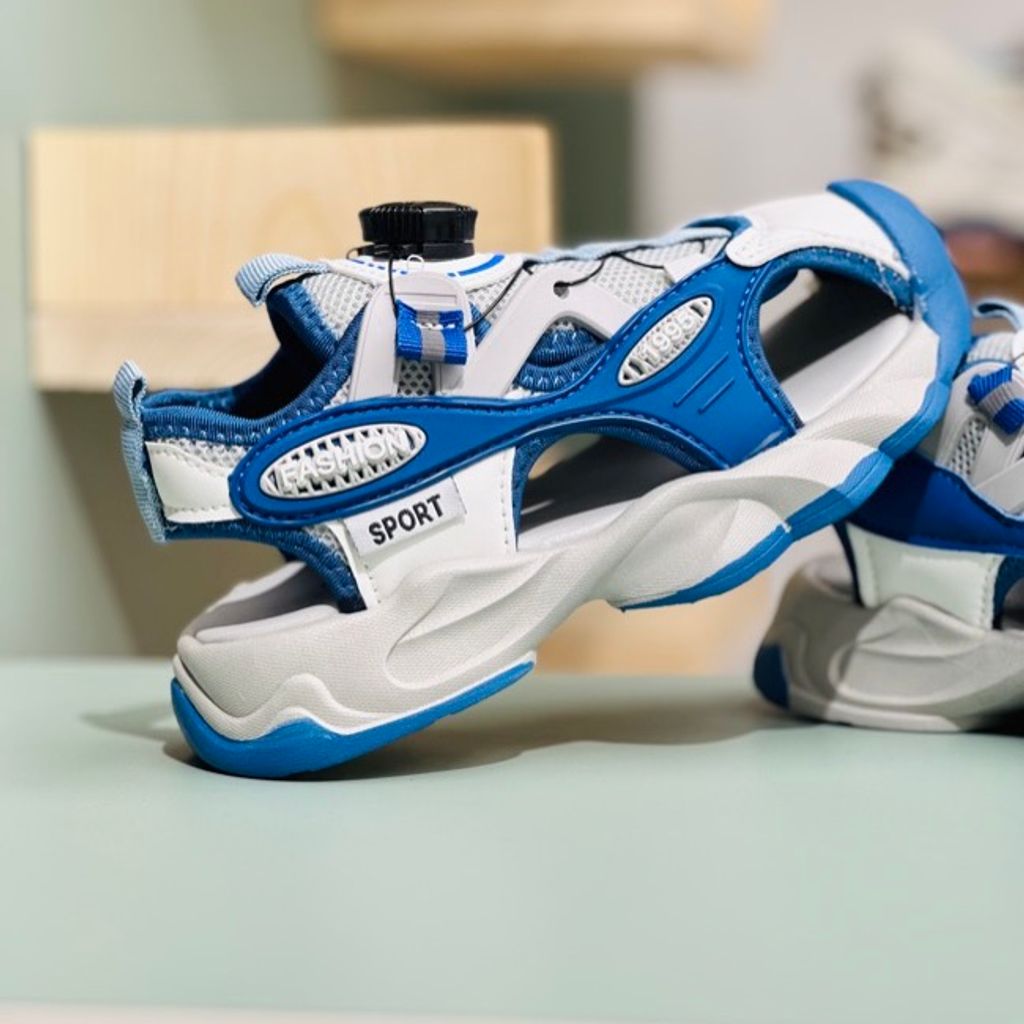 خرید اینترنتی قیمت صندل بچگانه طرح 1995 برند Kaka کد 4011902