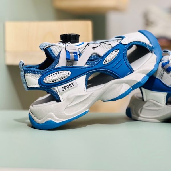 صندل بچگانه طرح 1995 برند Kaka کد 4011902