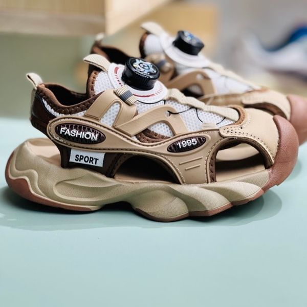 صندل بچگانه طرح 1995 برند Kaka کد 4011902