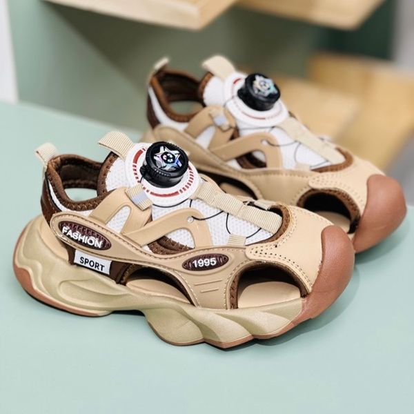 صندل بچگانه طرح 1995 برند Kaka کد 4011902