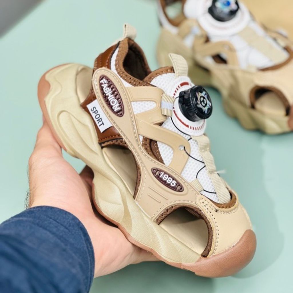 خرید اینترنتی قیمت صندل بچگانه طرح 1995 برند Kaka کد 4011902