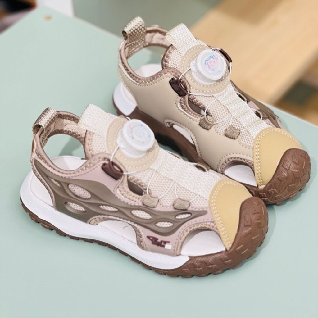 خرید اینترنتی قیمت صندل بچگانه طرح استار برند Kaka کد 4011903