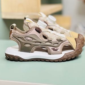 خرید اینترنتی قیمت صندل بچگانه طرح استار برند Kaka کد 4011903