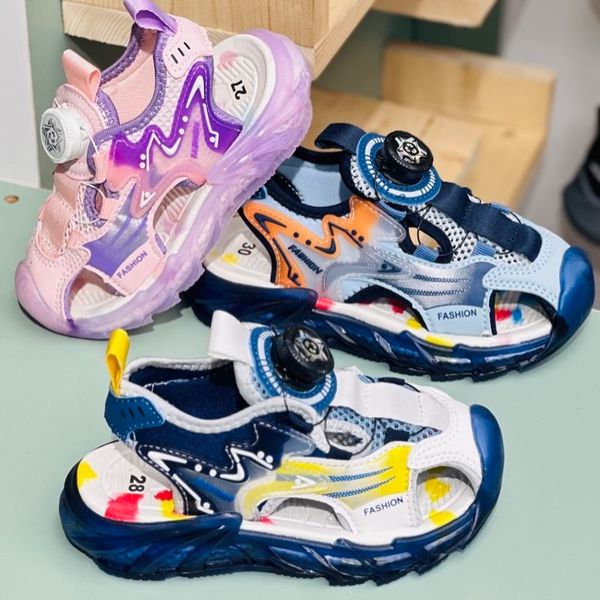 صندل بچگانه طرح آبرنگی برند Kaka کد 4012302