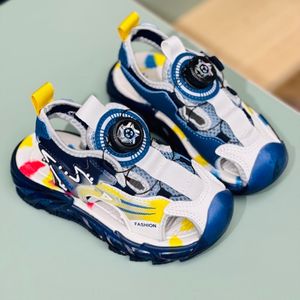 خرید اینترنتی قیمت صندل بچگانه طرح آبرنگی برند Kaka کد 4012302