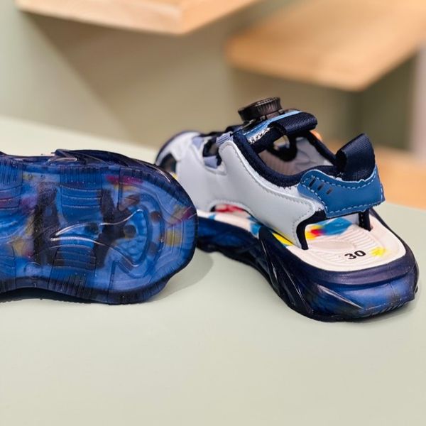 صندل بچگانه طرح آبرنگی برند Kaka کد 4012302