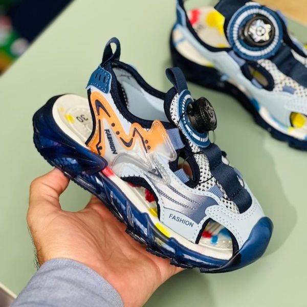 صندل بچگانه طرح آبرنگی برند Kaka کد 4012302